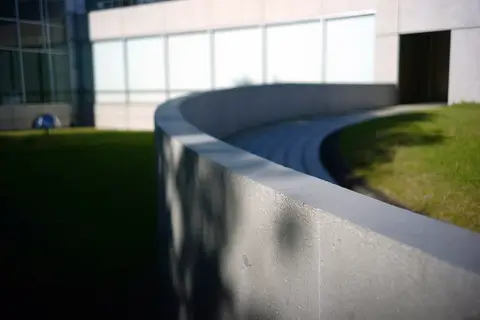 群馬県立近代美術館