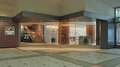秋田市立千秋美術館