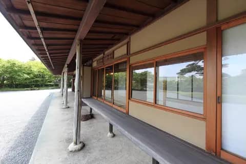 MOA(エムオーエー)美術館