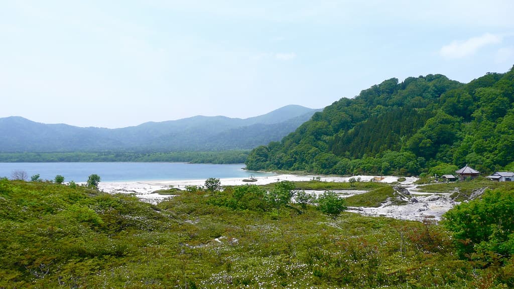 宇曽利山湖