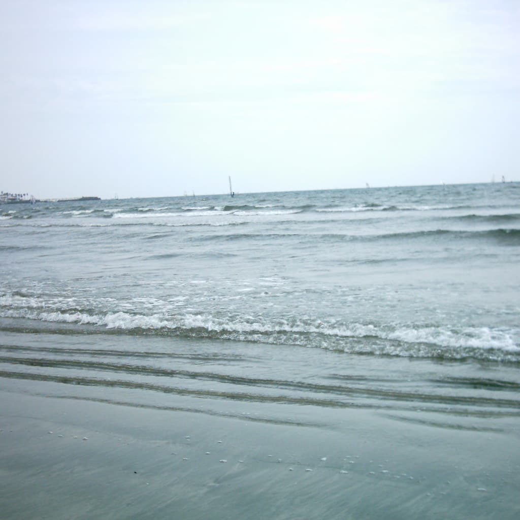 材木座海岸