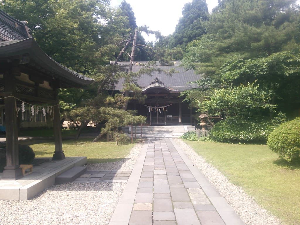 彌高神社