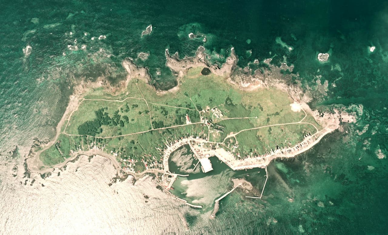 舳倉島