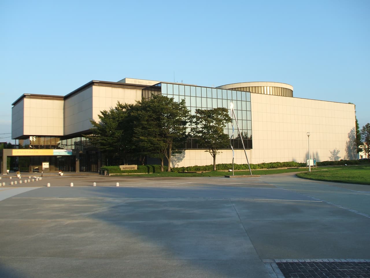富山県美術館